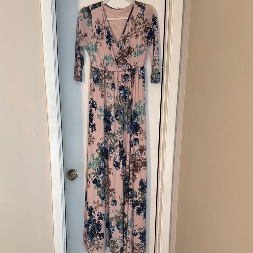Pink Blush Floral V-Neck Maternity Dress size large